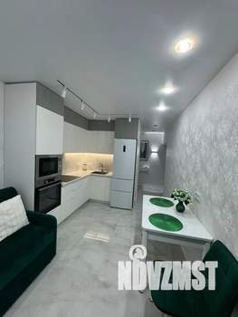 1-к квартира, посуточно, 40м2, 1/9 этаж