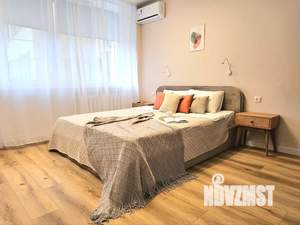 1-к квартира, посуточно, 33м2, 2/9 этаж