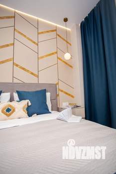 Студия квартира, посуточно, 32м2, 12/21 этаж