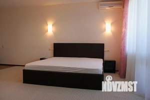 1-к квартира, посуточно, 120м2, 1/1 этаж