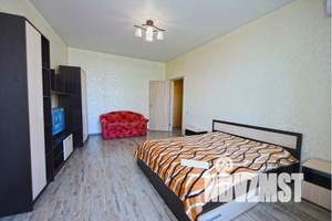 1-к квартира, посуточно, 35м2, 4/5 этаж