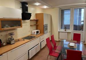 4-к квартира, на длительный срок, 155м2, 2/9 этаж