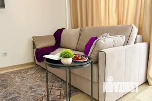 Студия квартира, посуточно, 32м2, 6/9 этаж