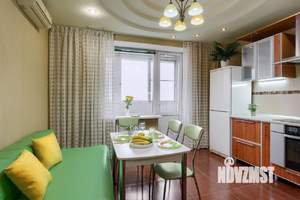 1-к квартира, посуточно, 60м2, 1/1 этаж