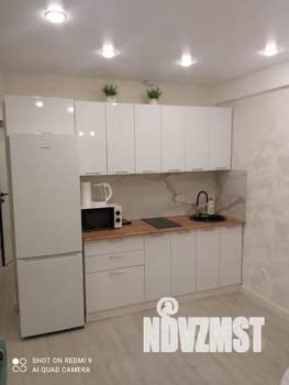 Студия квартира, посуточно, 39м2, 11/20 этаж