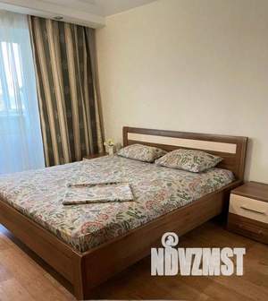 3-к квартира, посуточно, 74м2, 1/1 этаж