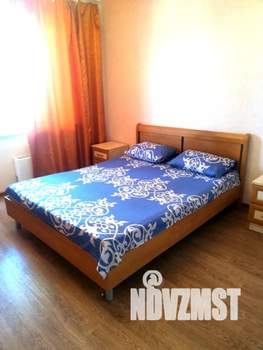 1-к квартира, посуточно, 43м2, 8/10 этаж