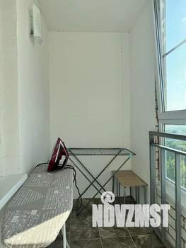 Студия квартира, посуточно, 36м2, 8/9 этаж