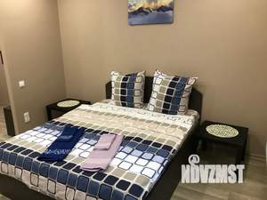 Студия квартира, посуточно, 32м2, 14/19 этаж