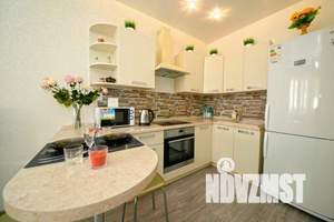 1-к квартира, посуточно, 45м2, 5/15 этаж