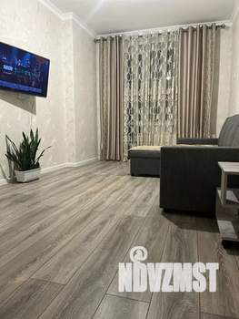 1-к квартира, посуточно, 37м2, 2/10 этаж