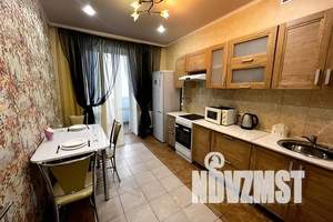 1-к квартира, посуточно, 45м2, 10/18 этаж