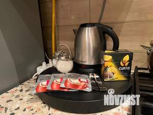 Студия квартира, посуточно, 45м2, 1/5 этаж