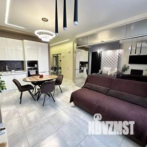 1-к квартира, посуточно, 57м2, 4/25 этаж