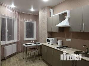 1-к квартира, посуточно, 38м2, 11/20 этаж