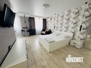 Студия квартира, посуточно, 32м2, 2/4 этаж