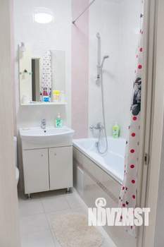 Студия квартира, посуточно, 40м2, 15/18 этаж