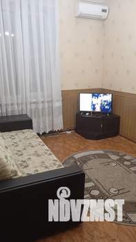 2-к квартира, посуточно, 50м2, 5/5 этаж