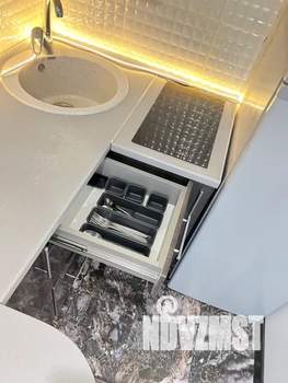 1-к квартира, посуточно, 35м2, 3/18 этаж