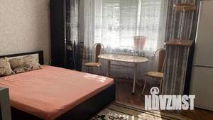 Студия квартира, посуточно, 30м2, 1/5 этаж