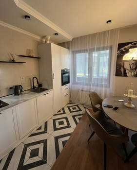 3-к квартира, на длительный срок, 90м2, 3/10 этаж