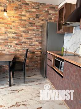 2-к квартира, посуточно, 40м2, 10/23 этаж