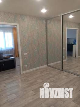 1-к квартира, посуточно, 42м2, 2/16 этаж