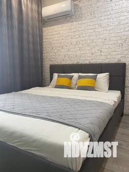 Студия квартира, посуточно, 30м2, 2/23 этаж