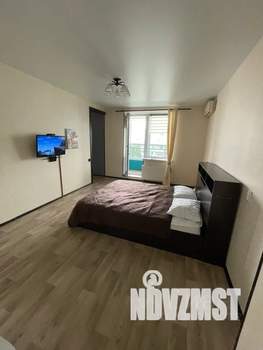 1-к квартира, посуточно, 40м2, 8/9 этаж