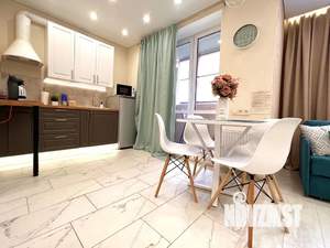 Студия квартира, посуточно, 32м2, 3/10 этаж