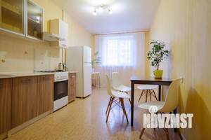 2-к квартира, посуточно, 60м2, 1/1 этаж