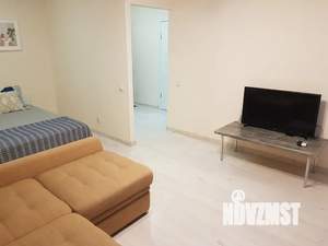 1-к квартира, посуточно, 42м2, 9/12 этаж