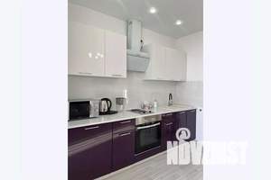 1-к квартира, посуточно, 40м2, 18/21 этаж