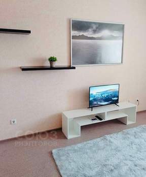 1-к квартира, на длительный срок, 42м2, 11/16 этаж