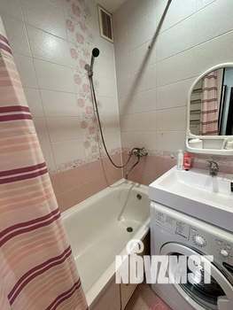 1-к квартира, посуточно, 32м2, 9/9 этаж