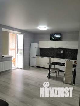 Студия квартира, посуточно, 42м2, 17/17 этаж