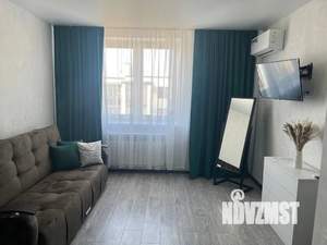 1-к квартира, посуточно, 40м2, 4/4 этаж