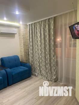 Студия квартира, посуточно, 27м2, 10/18 этаж