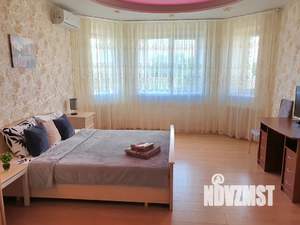 2-к квартира, посуточно, 75м2, 3/9 этаж