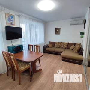 1-к квартира, посуточно, 44м2, 7/10 этаж