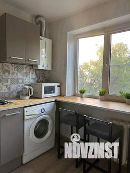 1-к квартира, посуточно, 31м2, 3/5 этаж