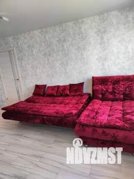 Студия квартира, посуточно, 50м2, 3/5 этаж