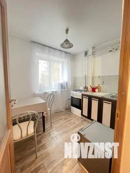 2-к квартира, посуточно, 40м2, 2/4 этаж