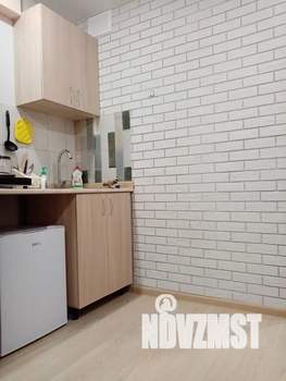 Студия квартира, посуточно, 12м2, 1/5 этаж