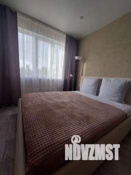 1-к квартира, посуточно, 38м2, 4/9 этаж