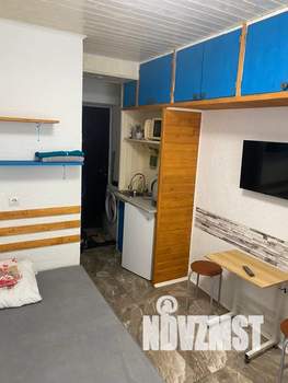Студия квартира, посуточно, 14м2, 1/9 этаж