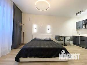 Студия квартира, посуточно, 31м2, 21/21 этаж