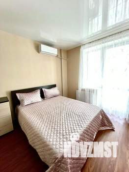 1-к квартира, посуточно, 55м2, 1/1 этаж