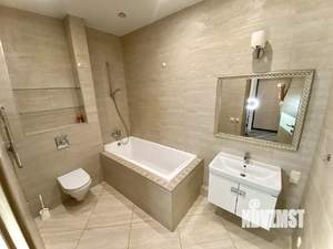 Студия квартира, посуточно, 55м2, 27/28 этаж