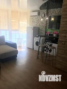 Студия квартира, посуточно, 40м2, 4/10 этаж